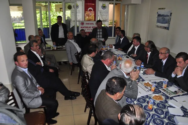 Evine gidip torunlarını sevsin!
