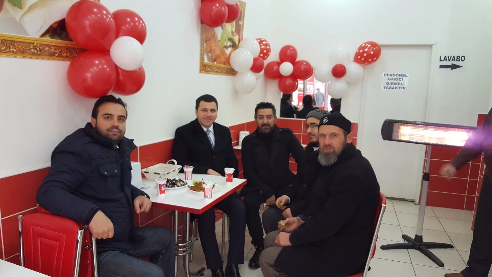 İnegöl'e bir çiğköfteci daha