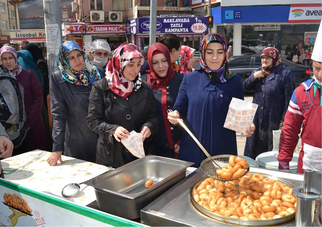 Başbuğ'un anısına lokma ikramı