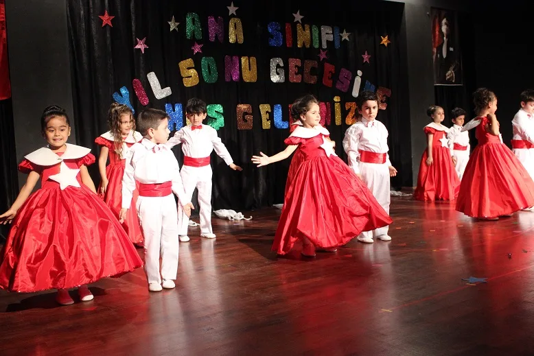 Miniklerden yılsonu süprizi