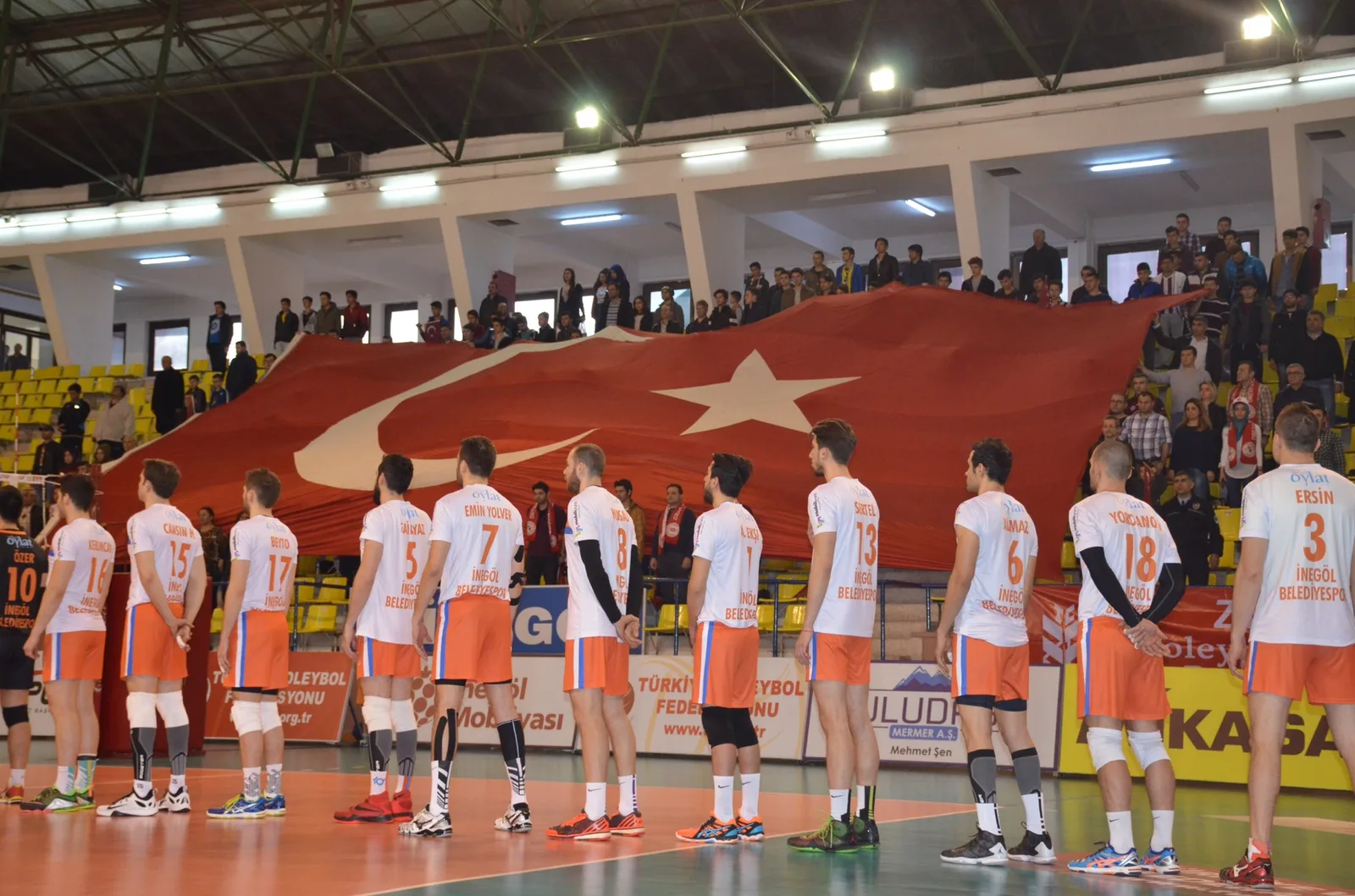 Belediyespor evinde avlandı