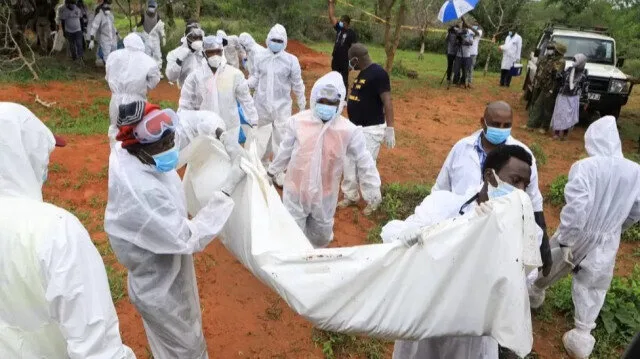 'Hz İsa'ya kavuşmak' için ölüm orucu: Kenya'da papazın vaadi 73 can aldı