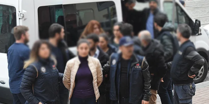 TERöR PROPAGANASI YAPMIŞLARDI ADLiYEYE SEVK EDiLDiLER