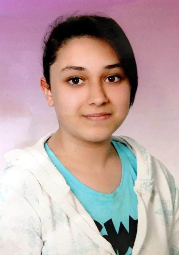 17 Yaşındaki Aleynadan 11 Gündür Haber Alınamıyor