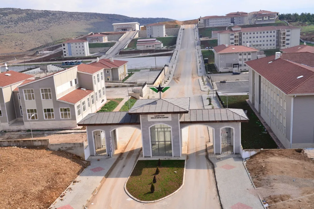 Parmak izi sistemli yemekhane