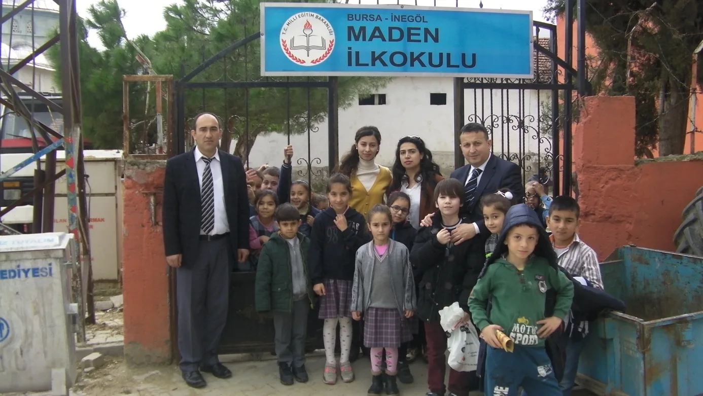 İki okul arasında "Yardımseverlik" değeri