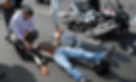 Bir tescilsiz motosiklet kazası daha