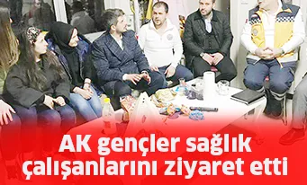 AK gençler sağlık çalışanlarını ziyaret etti