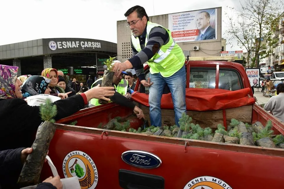 2 Bin Fidan Dağıtıldı