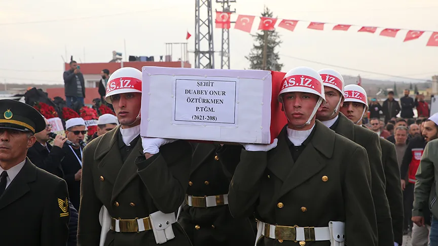 Şehitler Demir, Öztürkmen ve Ünal son yolculuklarına uğurlandı