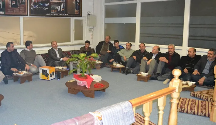 Erzurumlular'dan emniyet kemeri eğitimi