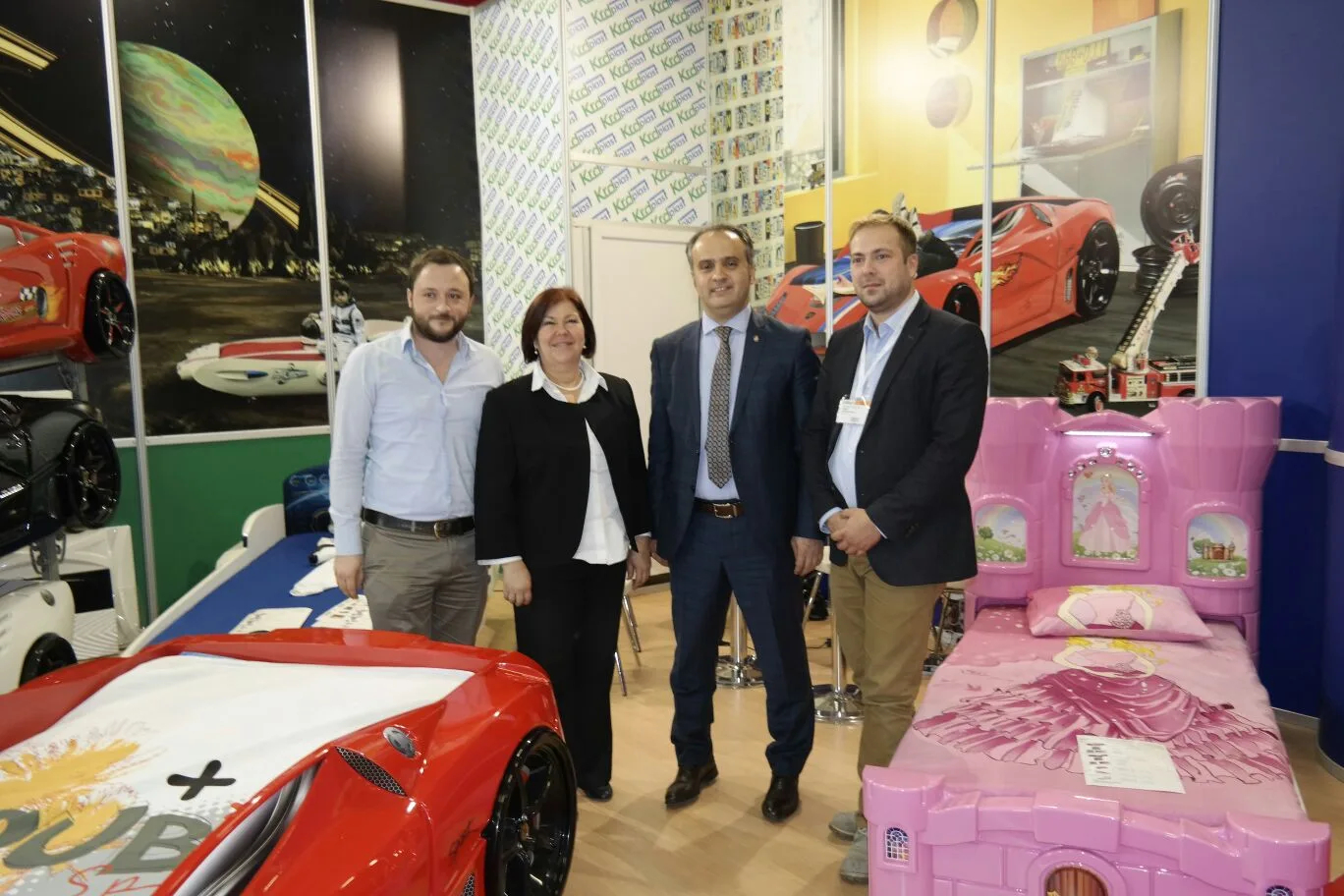 İnegöl Belediye Başkanı Alinur Aktaş, İsmob'u Ziyaret Etti İnegöl'den 40 firma katıldı
