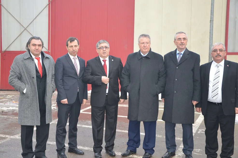 MHP heyeti çöken pazarı inceledi