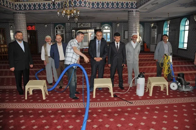 Camiler Ramazan Ayına hazırlanıyor