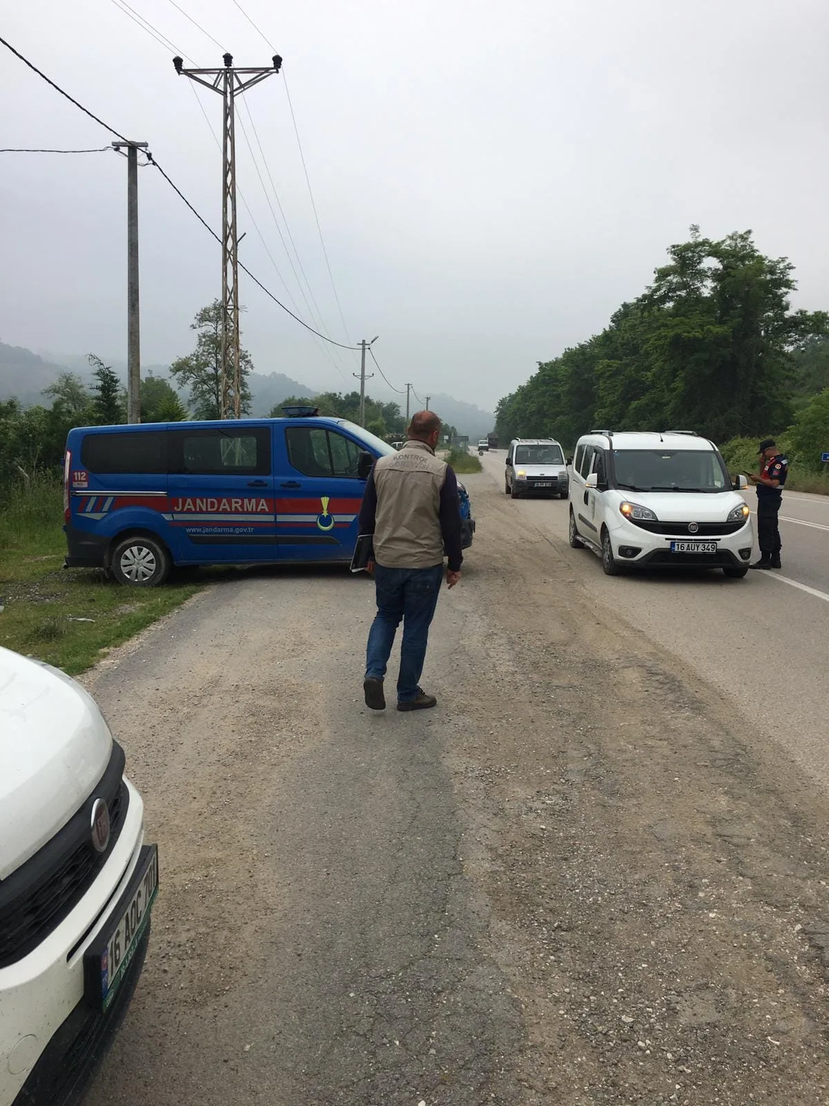 İnegöl’de jandarma yolları tuttu