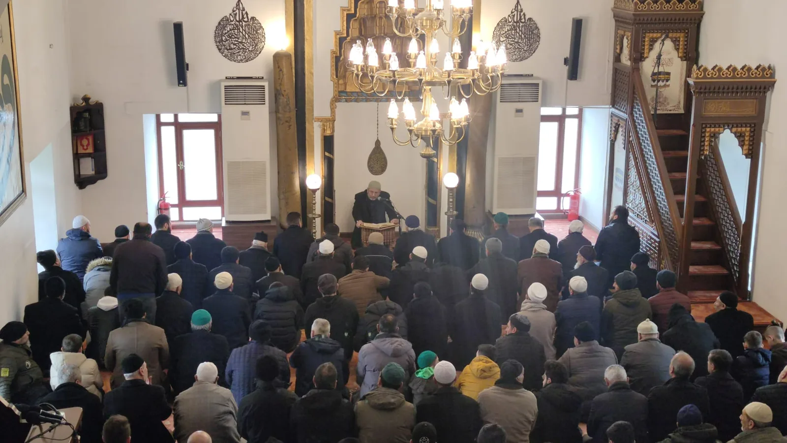 İnegöl'den bölgeye 300'den fazla yardım tırı gönderildi