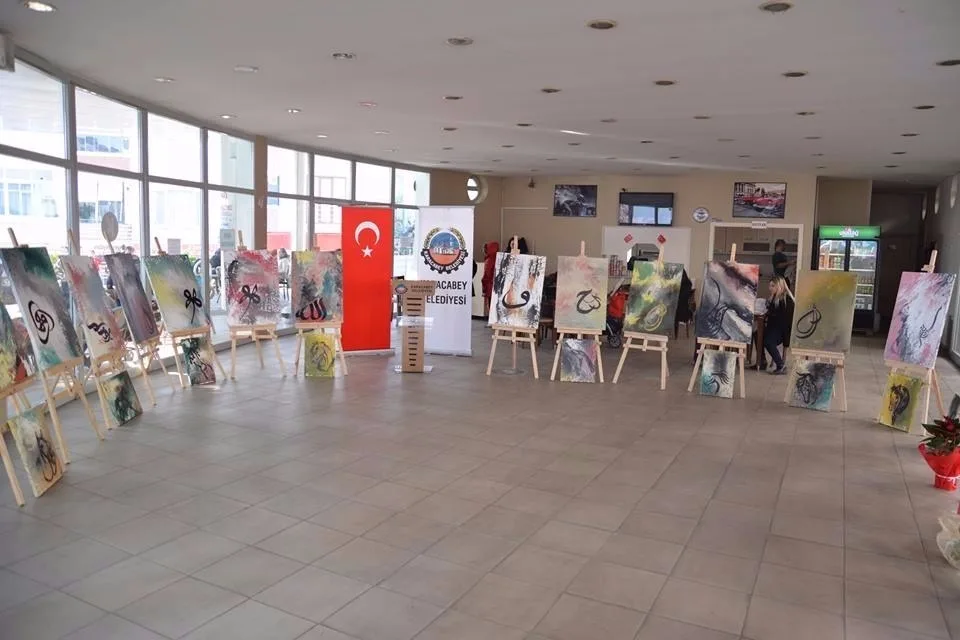 Mestan'ın sergisine yoğun ilgi