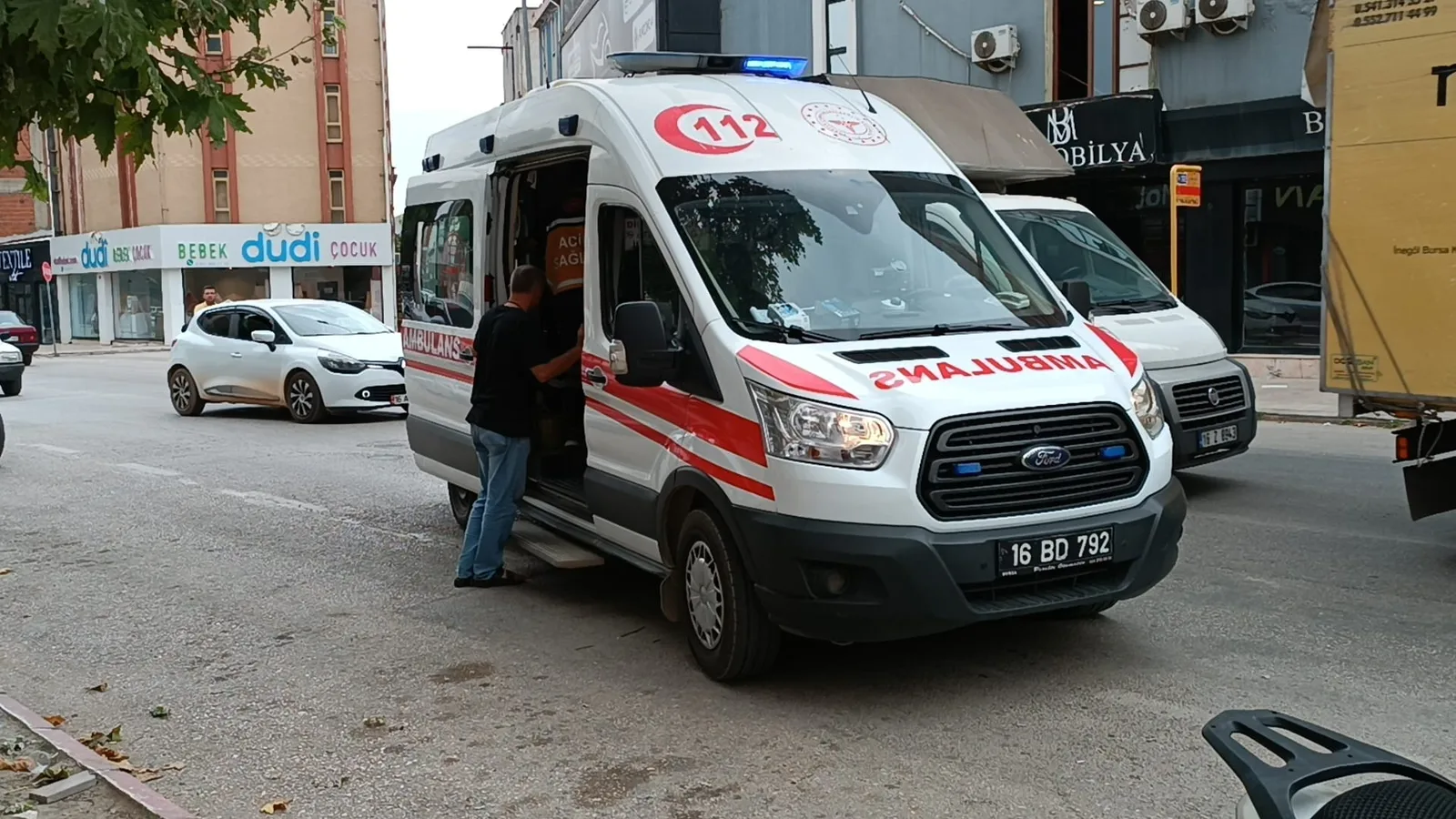 Motosiklet sürücüsü yaralandı
