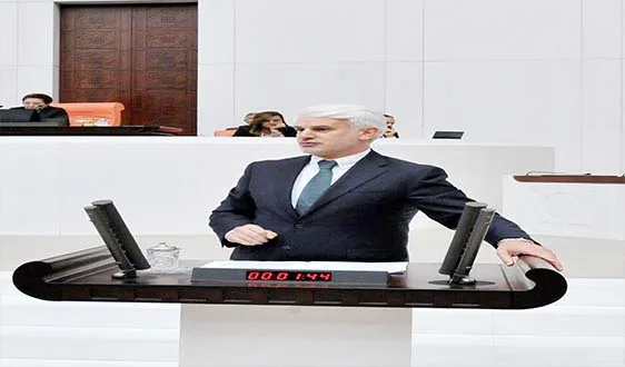 iSTEYEN ADINI SOYADINI DEĞiŞTiREBiLECEK