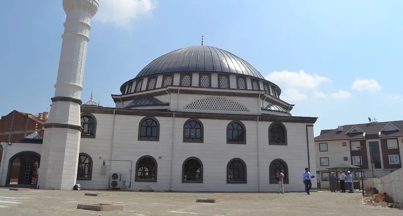 Emir Sultan'ın çevresi güzelleşiyor