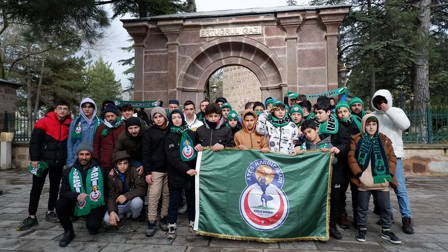 Ateş Karıncaları'ndan 'Ecdat' ziyareti