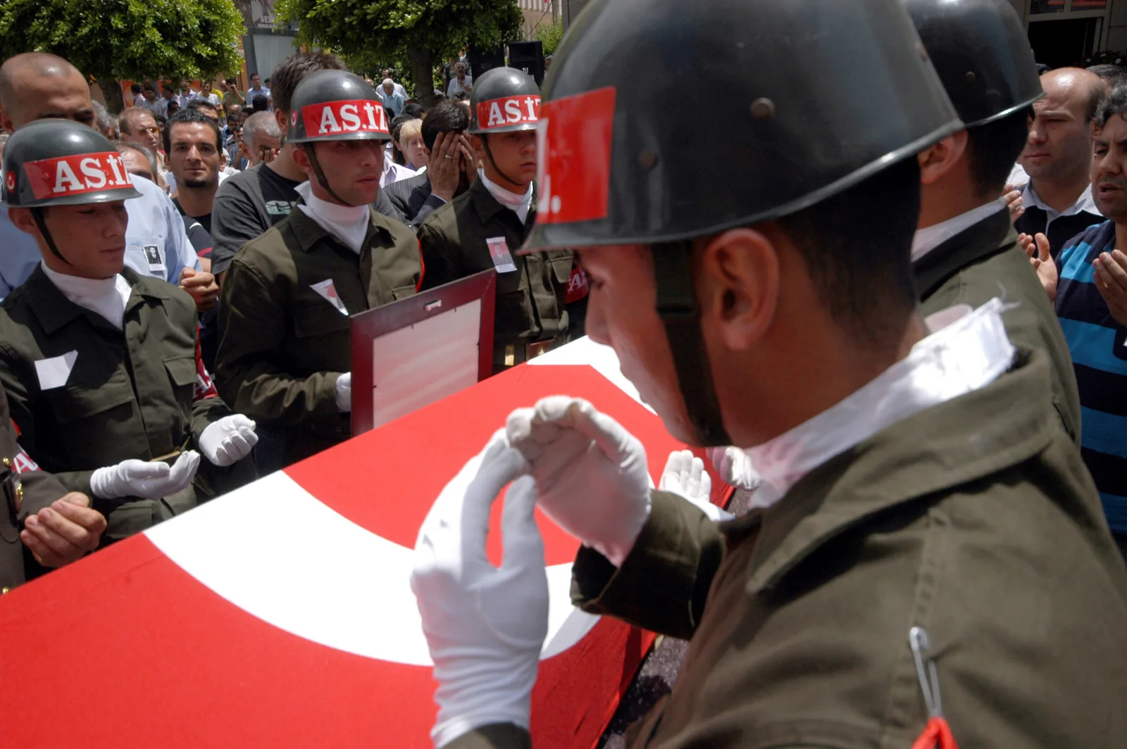 "Onlar bu ülkenin değeri"