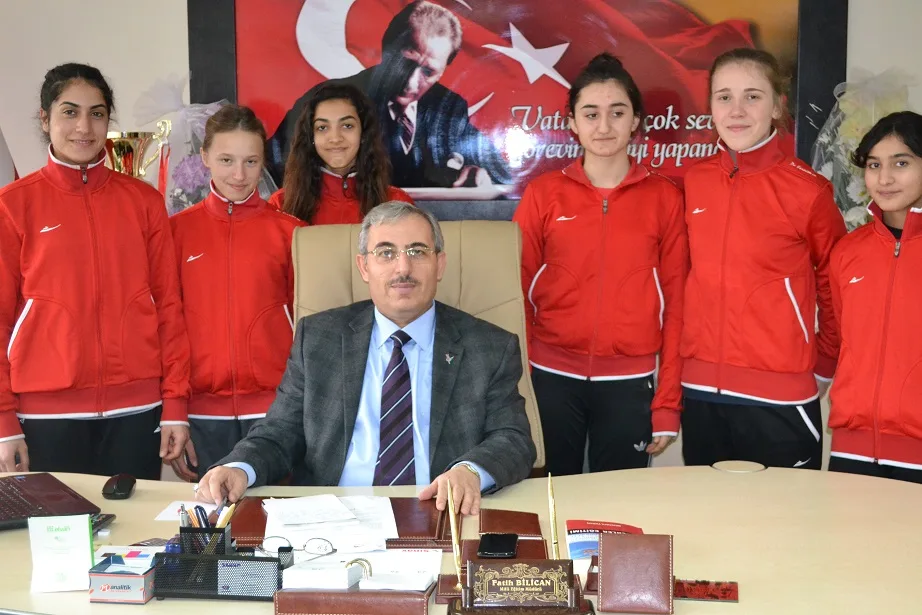 Bilican, dereceye giren öğrencileri ödüllendirdi