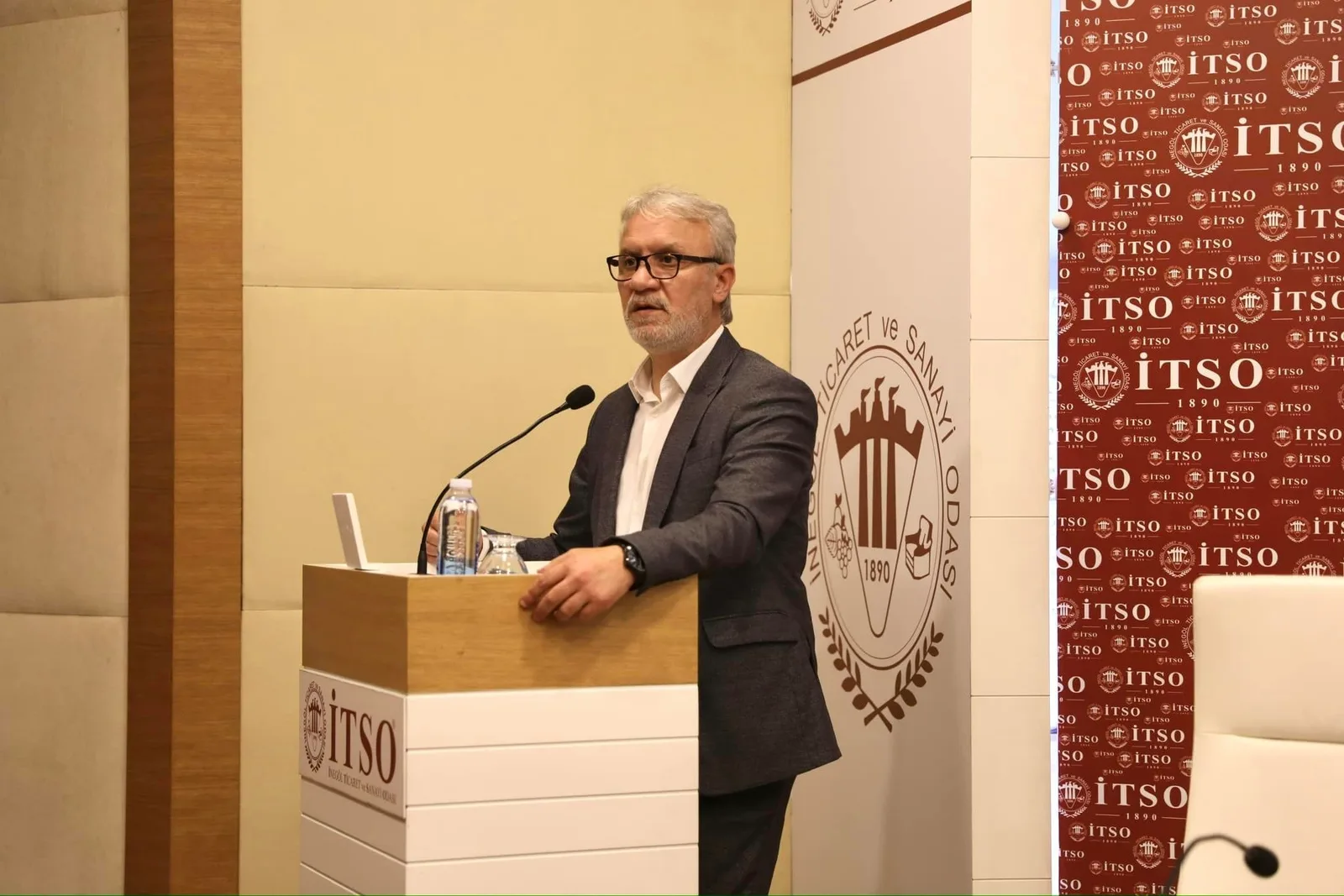 İnegöl Mobilyası markasını usulsüzlüklere, dolandırıcılıklara alet eden firmaya 12 ay men cezası.