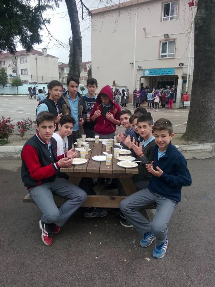 “Kur’an-ı yalnız bırakmayalım”
