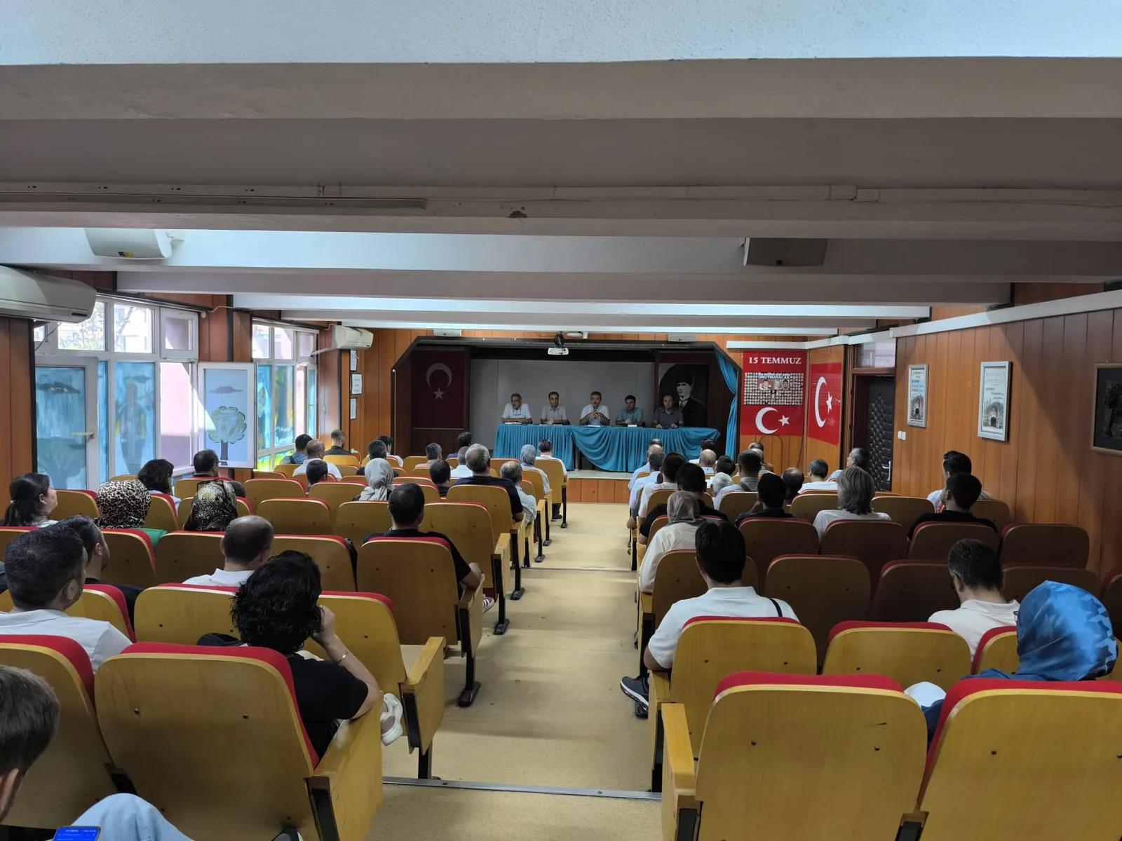 İnegöl’de yeni görevine başlayan okul yöneticilerine tanıtım ve bilgilendirme toplantısı