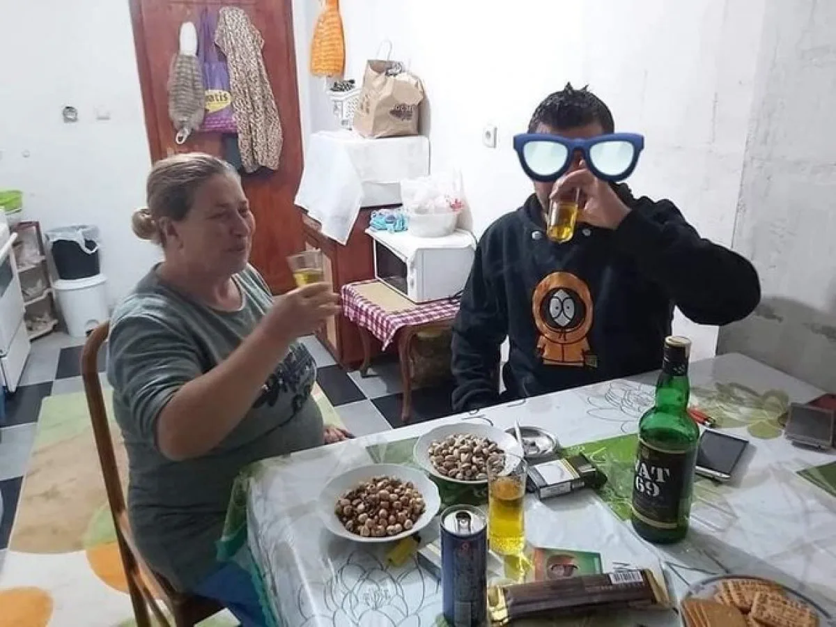 CHP den tartışılan viskili fotoğrafa ilişkin açıklama #1
