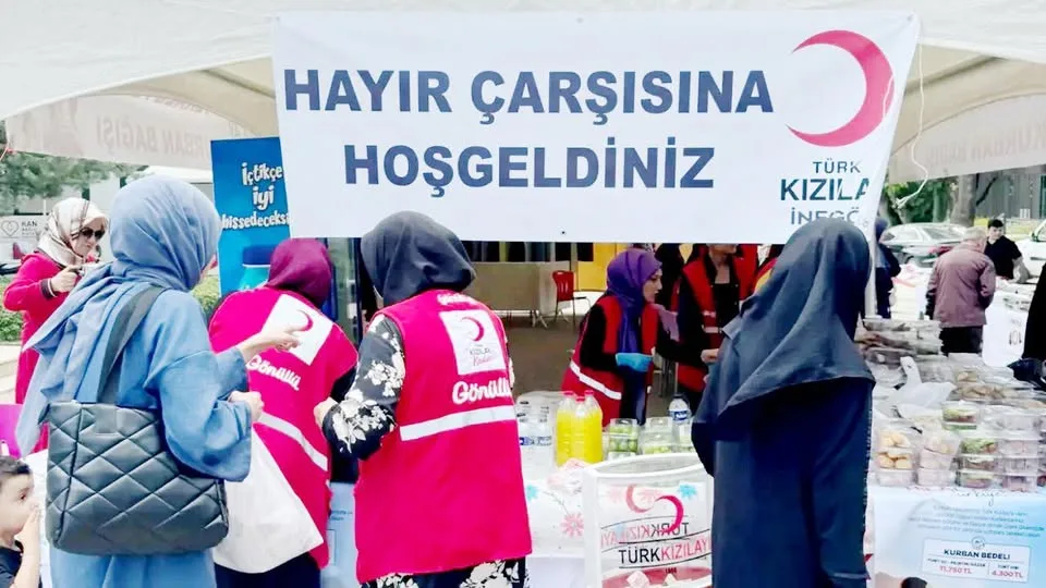 Türk Kızılay Kadın İnegöl’den Hayır Çarşısı’na davet