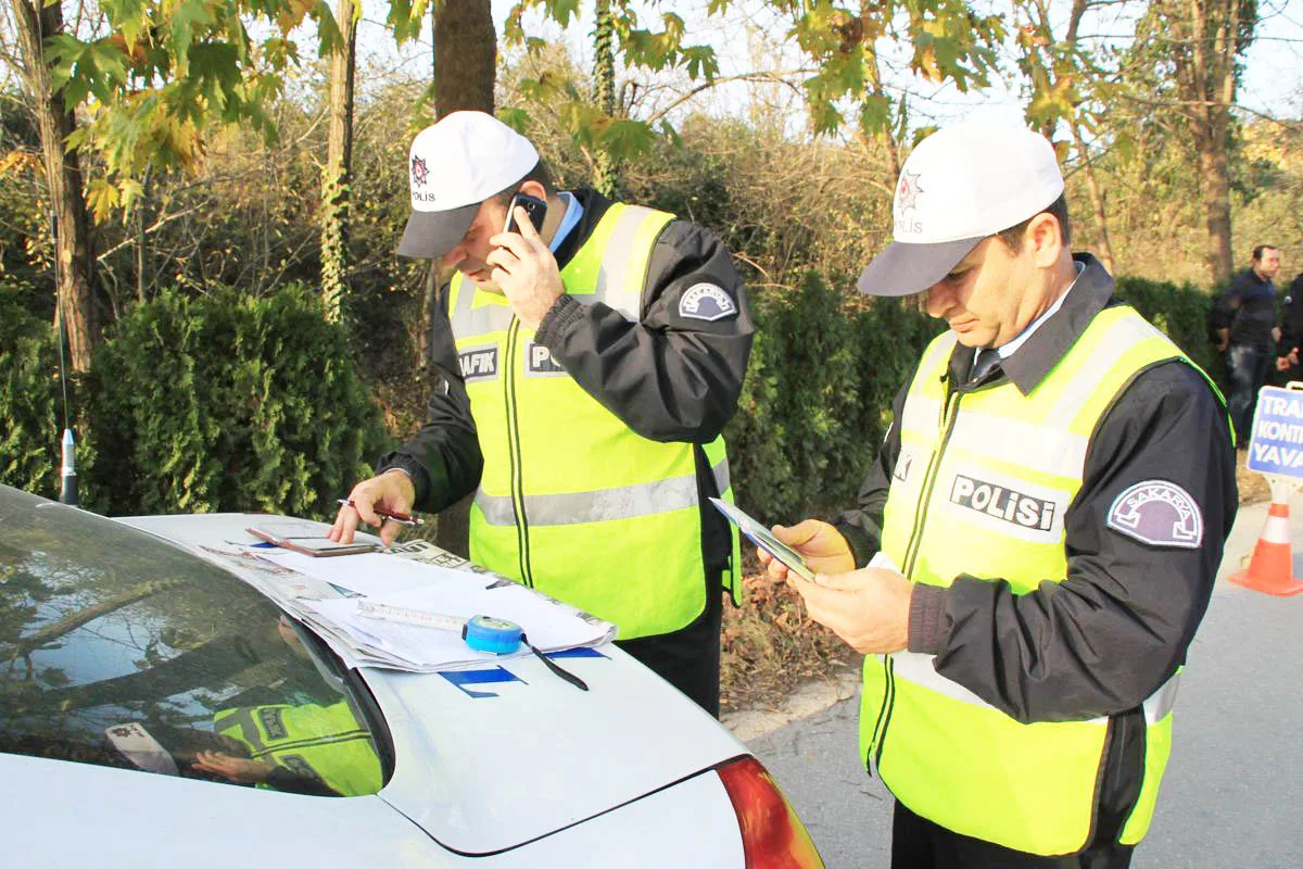 Ehliyetsiz sürücüye bin 609 TL ceza