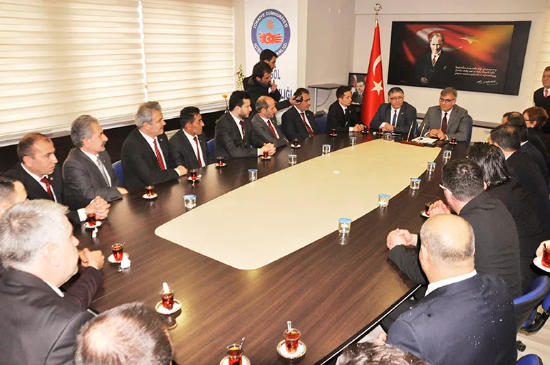 MHP'de protokol ziyaretleri başladı