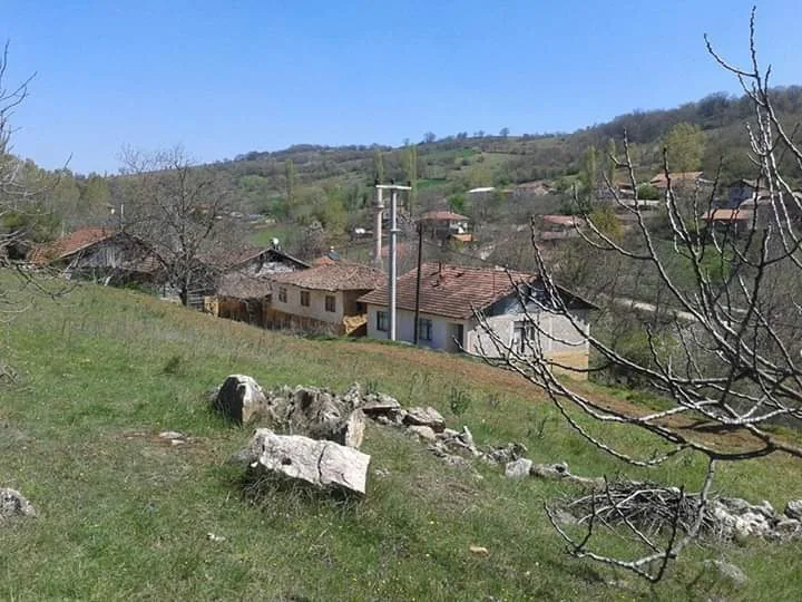İnegöl'de 30 Hanelik Köye 6 Muhtar Adayı
