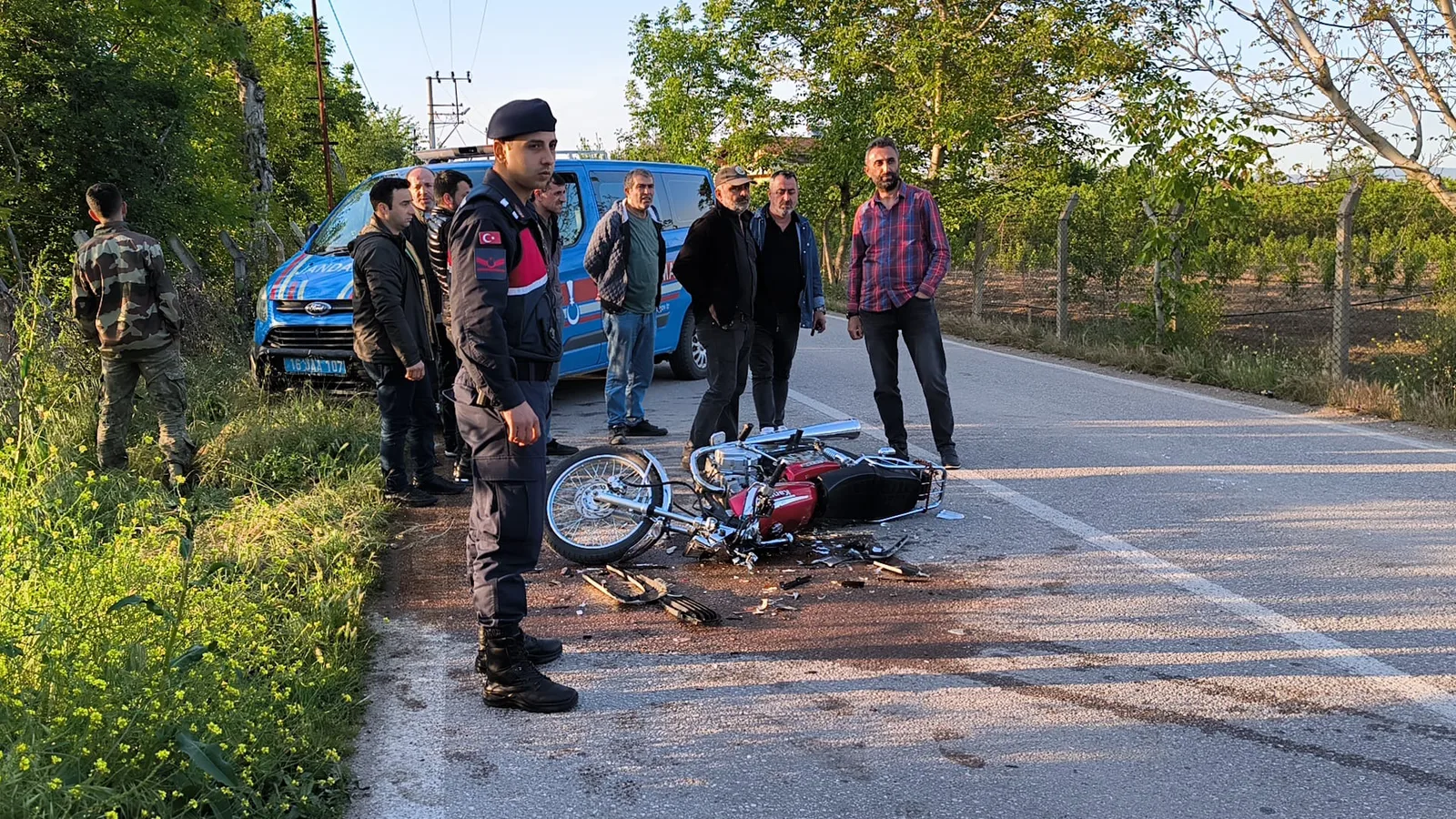 Motosiklet sürücüsü ölümden döndü