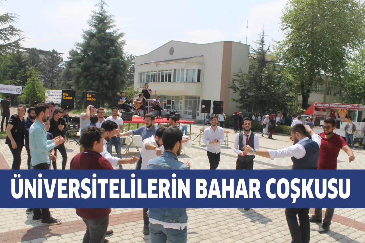 ÜNİVERSİTELİLERİN BAHAR COŞKUSU