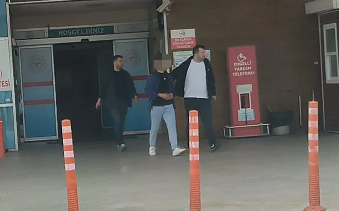 Silahlı tehdit suçundan aranan şahıs yakalandı