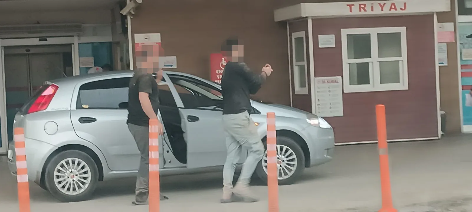 Kanlar içinde kalan kişi hastaneye kaldırıldı