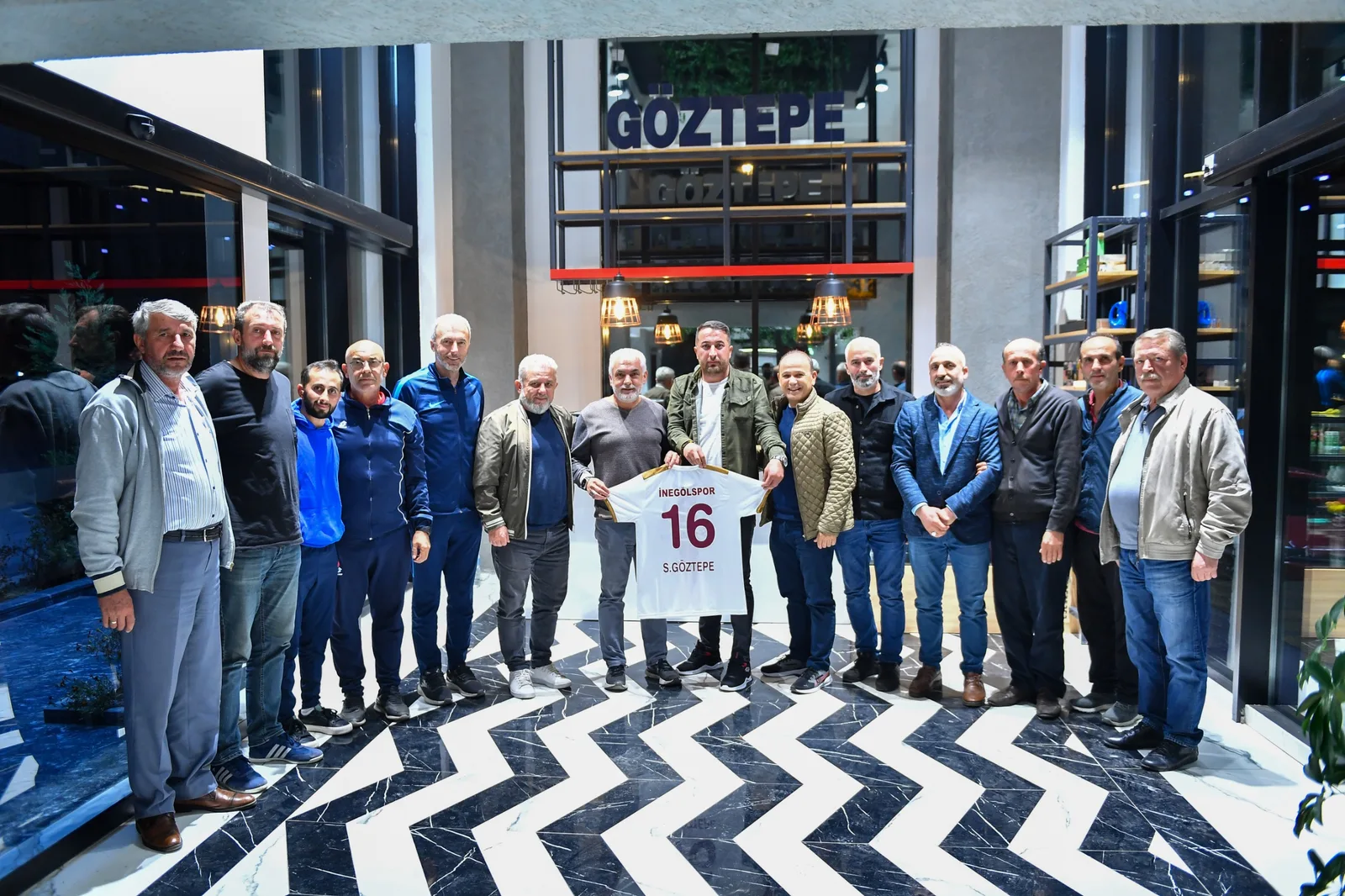 Yenicespor’a teşekkür ziyareti