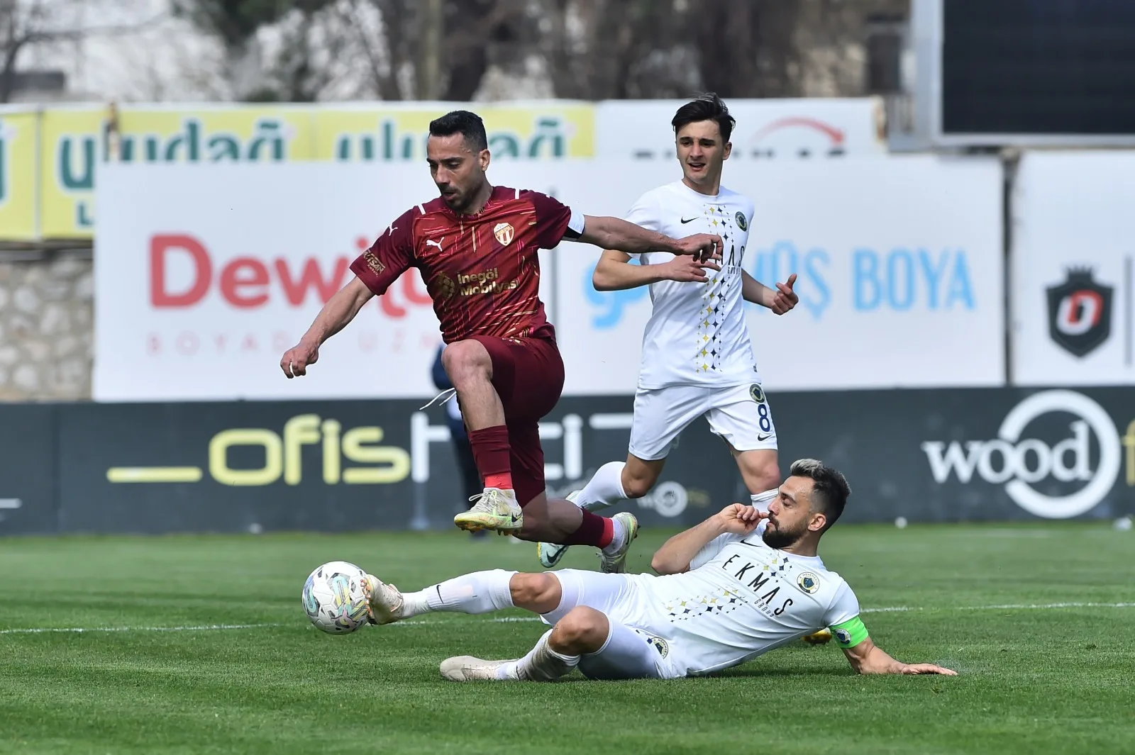 İnegölspor ateşle oynuyor