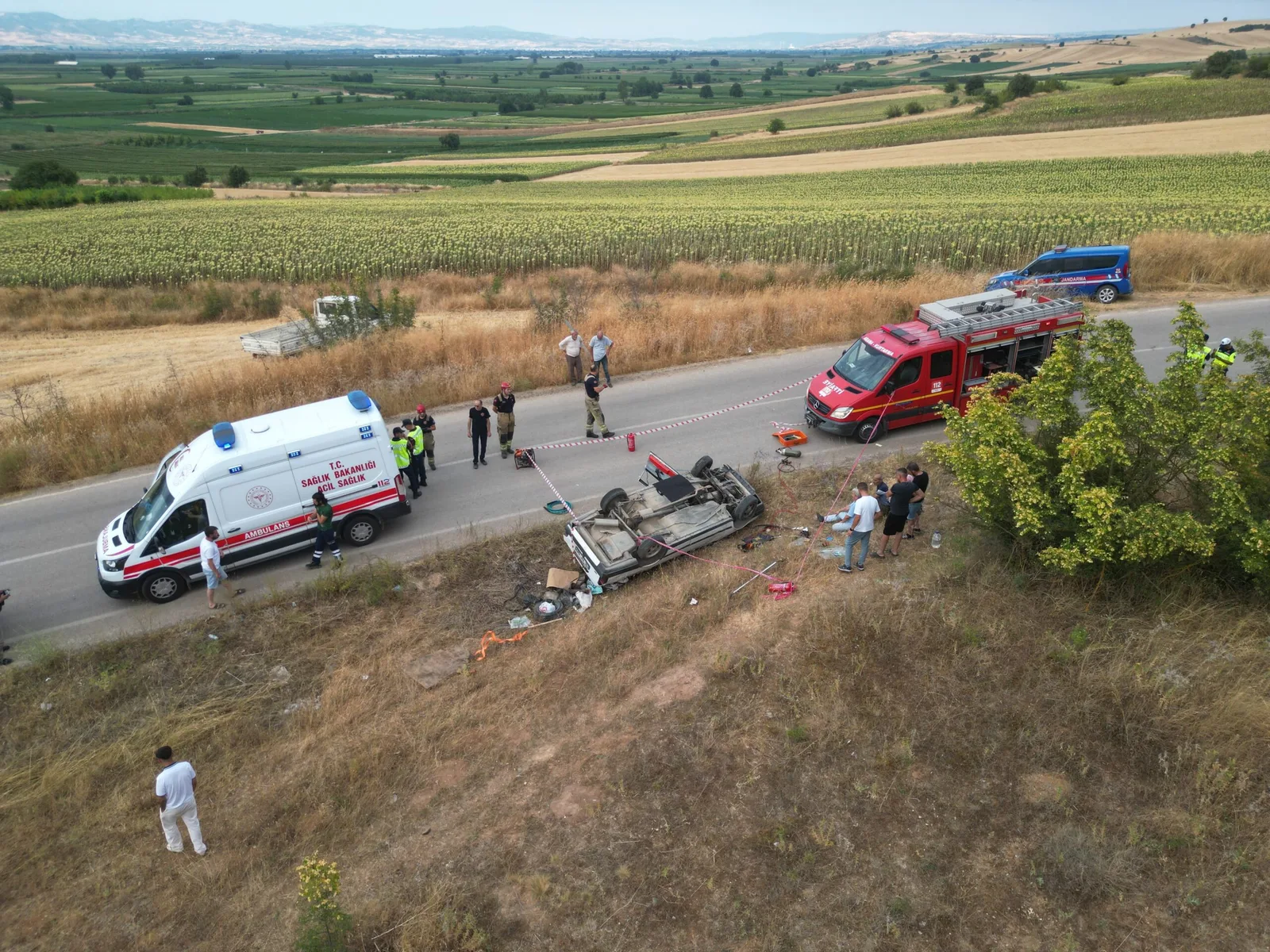 Takla atan araçta yaşamını yitirdi