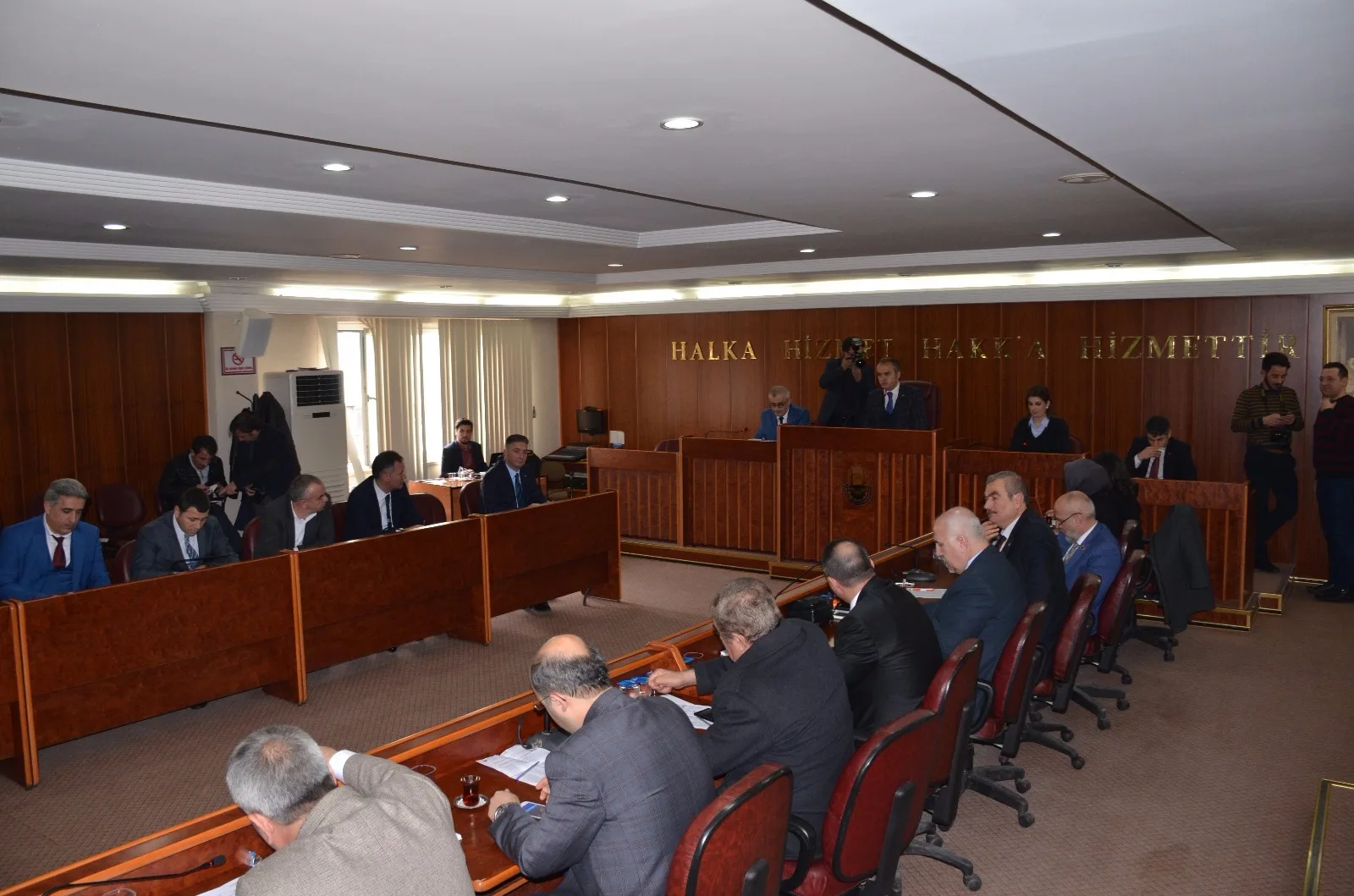 İnisiyatif Belediye Meclisinde