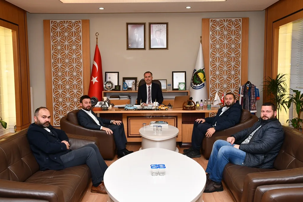 Oto galericiler sitesi yönetiminden başkan Taban’a ziyaret