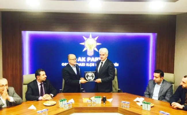 Şahin'den teşekkür plaketleri