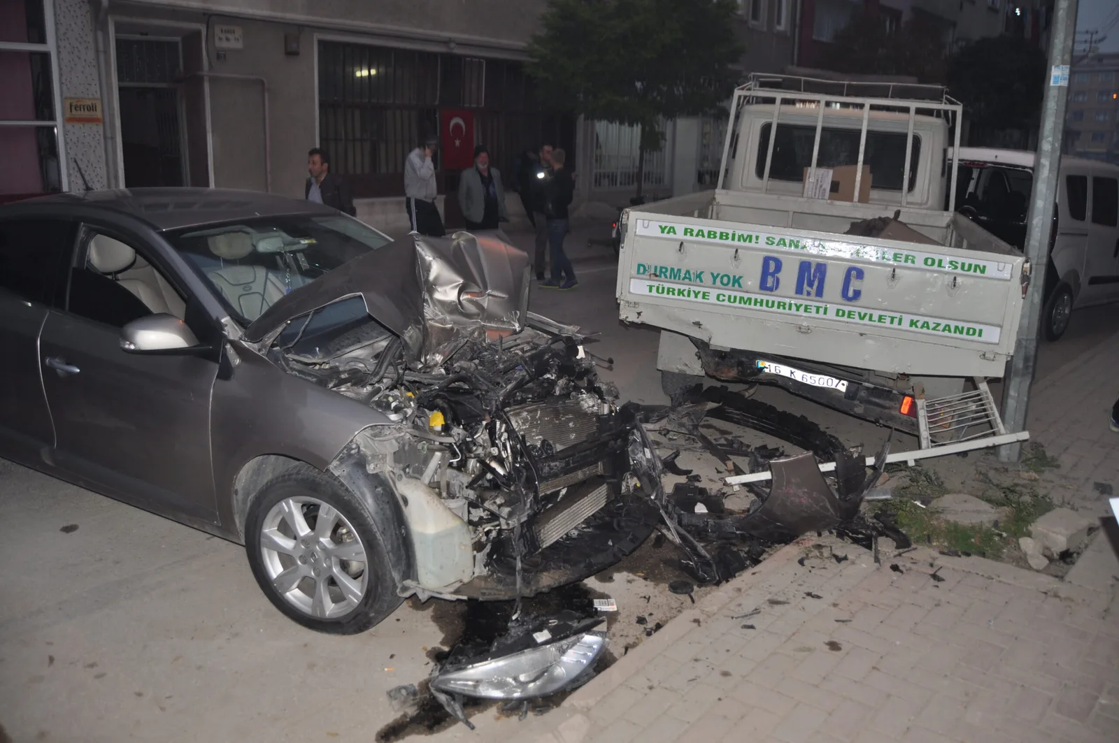 Ehliyetsiz sürücüye 3 bin 200 lira ceza