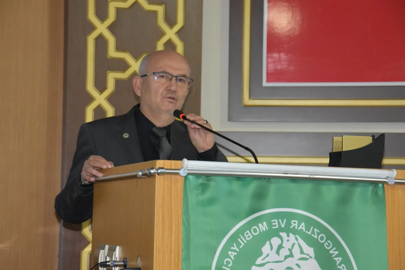 Mobilyacılara 'ihracat' semineri