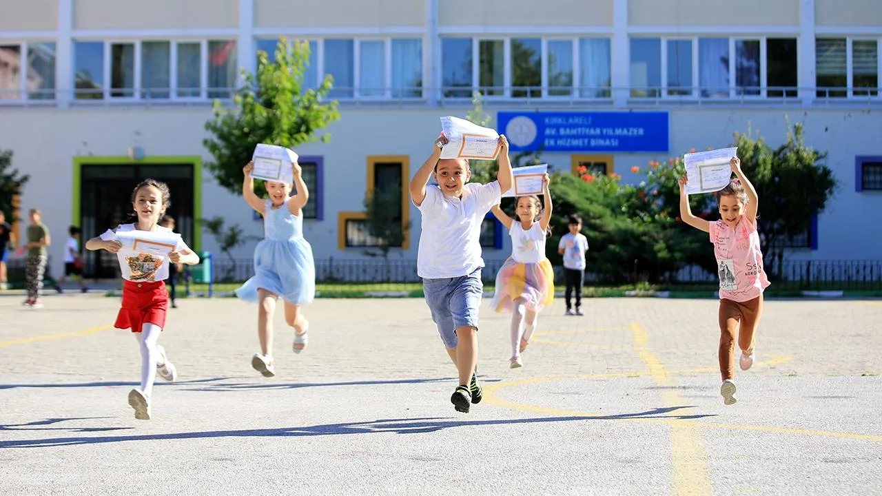 İnegöl'de 61 bin 395 öğrenci yaz tatiline giriş yaptı