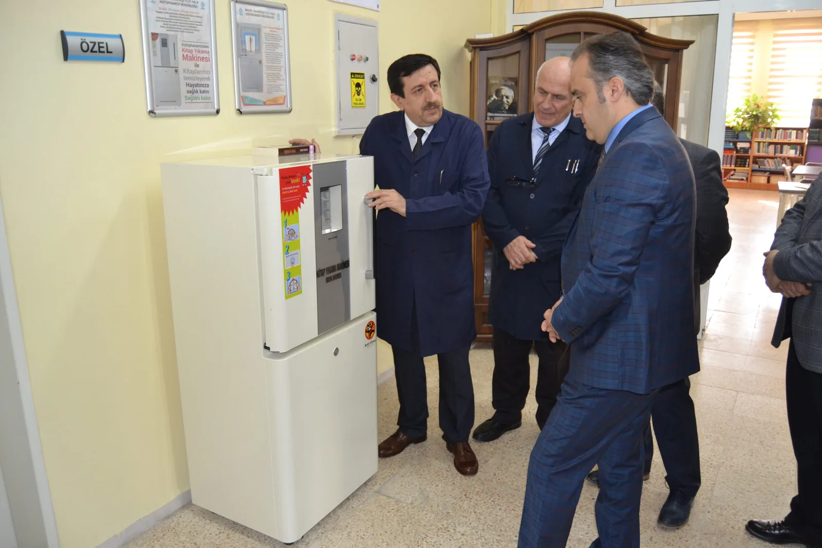 Türkiye'ye örnek bir kütüphaneye sahibiz