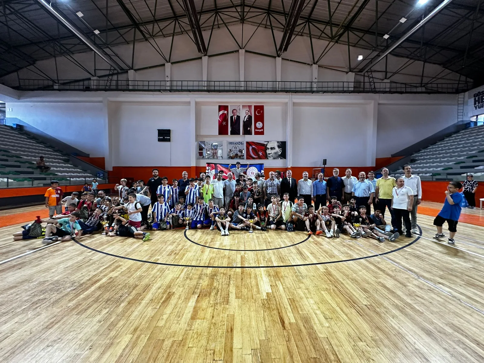 6. Geleneksel 15 Temmuz Kupası Kuran Kursları Arası Futsal Turnuvası Sona Erdi